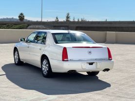 2009 CADILLAC DTS SEDAN V8, 4.6 LITER SEDAN 4D