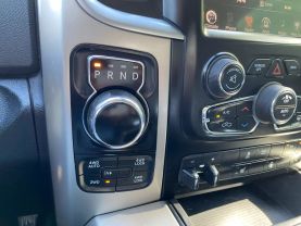 2016 RAM 1500 CREW CAB PICKUP V8, HEMI, 5.7 LITER SLT PICKUP 4D 5 1/2 FT