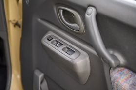 1998 SUZUKI JIMNY SUV K6A  