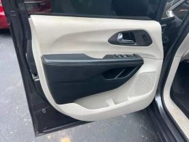 2022 CHRYSLER PACIFICA VAN V6, 3.6 LITER TOURING L VAN 4D