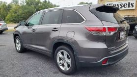 2016 Toyota Highlander Limited Sport Utility 4d - Image 3