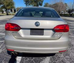 2013 VOLKSWAGEN JETTA SEDAN 4-CYL, TURBO DIESEL, 2.0 LITER 2.0L TDI SEDAN 4D