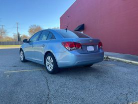 2012 Chevrolet Cruze - Image 3