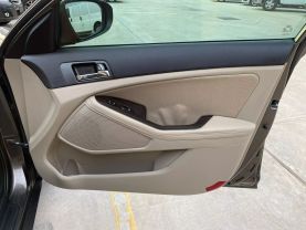 2013 KIA OPTIMA SEDAN 4-CYL, 2.4 LITER EX SEDAN 4D at Motors On Wheels - used car dealership in Houston, Texas.