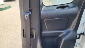 2019 Toyota Tacoma Access Cab Sr Pickup 4d 6 Ft - Image 19