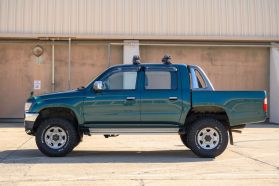 1999 TOYOTA HILUX SPORTS PICKUP TRUCK 1RZ-E -