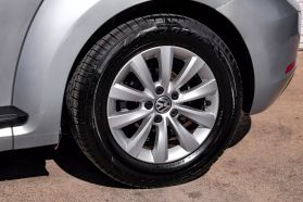 2014 VOLKSWAGEN BEETLE HATCHBACK 4-CYL, PZEV, 1.8T 1.8T ENTRY HATCHBACK 2D