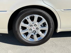 2009 CADILLAC DTS SEDAN V8, 4.6 LITER SEDAN 4D