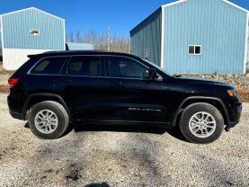 2020 JEEP GRAND CHEROKEE SUV V6, VVT, 3.6 LITER LAREDO E SPORT UTILITY 4D at T&T Repairables - used car dealership in Spencer, Indiana.
