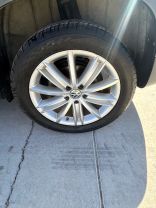 2011 Volkswagen Tiguan - Image 11