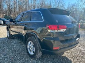 2020 JEEP GRAND CHEROKEE SUV V6, VVT, 3.6 LITER LAREDO E SPORT UTILITY 4D at T&T Repairables - used car dealership in Spencer, Indiana.