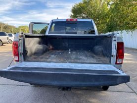 2016 RAM 1500 CREW CAB PICKUP V8, HEMI, 5.7 LITER SLT PICKUP 4D 5 1/2 FT