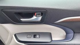 2016 Toyota Highlander Limited Sport Utility 4d - Image 27