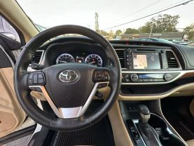 Used 2019 TOYOTA HIGHLANDER SUV V6, 3.5 LITER LIMITED PLATINUM SPORT UTILITY 4D - LA Auto Star located in Virginia Beach, VA