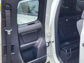 2019 Toyota Tacoma Access Cab Sr Pickup 4d 6 Ft - Image 22