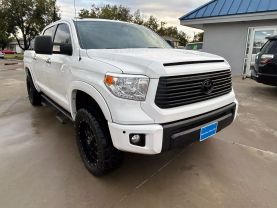 2017 TOYOTA TUNDRA CREWMAX PICKUP V8, FLEX FUEL, 5.7 LITER LIMITED PICKUP 4D 5 1/2 FT