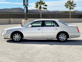 2009 CADILLAC DTS SEDAN V8, 4.6 LITER SEDAN 4D