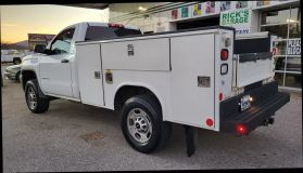 2017 Gmc Sierra 2500 Hd Regular Cab Wt 8 Ft Utility Body 4x4 - Image 3