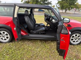 2014 MINI CLUBMAN HATCHBACK 4-CYL, 1.6 LITER COOPER HATCHBACK 3D