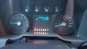 2015 Ford F350 Super Duty Super Cab Xl Utility Body 4x4 - Image 11