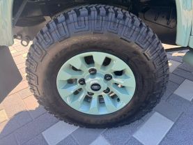1993 LAND ROVER DEFENDER - - 110