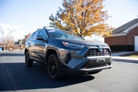 2022 TOYOTA RAV4 HYBRID SUV 4-CYL, HYBRID, 2.5 LITER SE SPORT UTILITY 4D