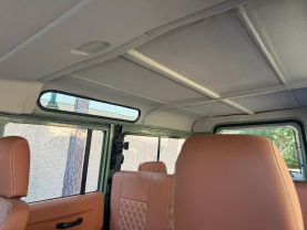1993 LAND ROVER DEFENDER - - 110