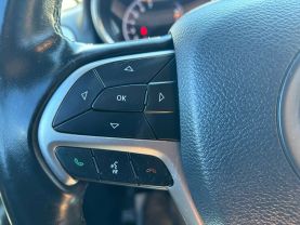 2020 JEEP GRAND CHEROKEE SUV V6, VVT, 3.6 LITER LAREDO E SPORT UTILITY 4D at T&T Repairables - used car dealership in Spencer, Indiana.