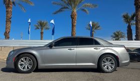 2018 CHRYSLER 300 SEDAN V6, 3.6 LITER 300 TOURING L SEDAN 4D