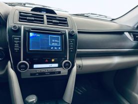 2013 TOYOTA CAMRY SEDAN 4-CYL, HYBRID, 2.5 LITER XLE HYBRID SEDAN 4D