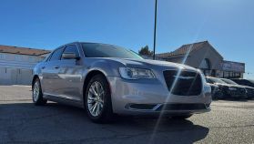 2018 CHRYSLER 300 SEDAN V6, 3.6 LITER 300 TOURING L SEDAN 4D