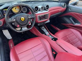 2017 FERRARI CALIFORNIA CONVERTIBLE V8, TURBO, 3.9 LITER T CONVERTIBLE 2D