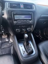 2012 VOLKSWAGEN JETTA SEDAN 5-CYL, PZEV, 2.5 LITER 2.5L SE SEDAN 4D