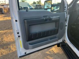 2015 FORD F550 SUPER DUTY REGULAR CAB & CHASSIS CAB_CHASSIS V8, TURBO DSL, 6.7L 165" W.B. 2D
