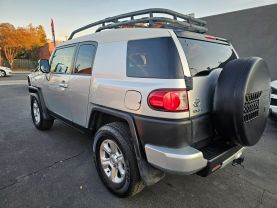 2007 TOYOTA FJ CRUISER SUV V6, 4.0 LITER SPORT UTILITY 2D