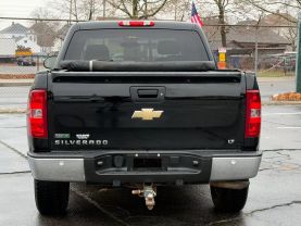 2011 CHEVROLET SILVERADO 1500 CREW CAB PICKUP V8, FLEX FUEL, 5.3 LITER LT PICKUP 4D 5 3/4 FT