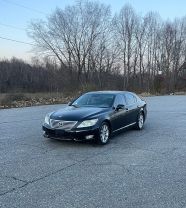 2010 LEXUS LS SEDAN V8, 4.6 LITER LS 460 SEDAN 4D