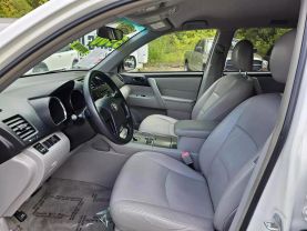 2008 TOYOTA HIGHLANDER SUV V6, 3.5 LITER SPORT UTILITY 4D