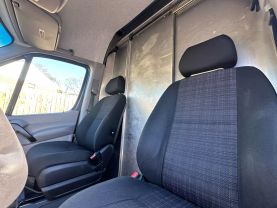 2018 Mercedes-benz Sprinter 2500 Cargo - Image 8