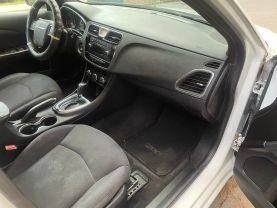 2014 CHRYSLER 200 SEDAN 4-CYL, PZEV, 2.4 LITER LX SEDAN 4D