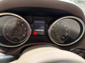 2011 JEEP GRAND CHEROKEE SUV V8, 5.7 LITER LAREDO SPORT UTILITY 4D