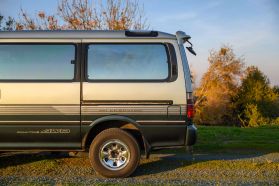 1996 TOYOTA HIACE VAN 1KZ-TE SUPER CUSTOM