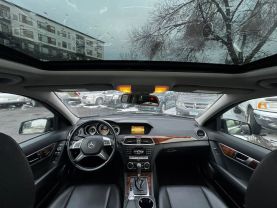 2012 Mercedes-benz C-class - Image 4