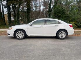 2014 CHRYSLER 200 SEDAN 4-CYL, PZEV, 2.4 LITER LX SEDAN 4D
