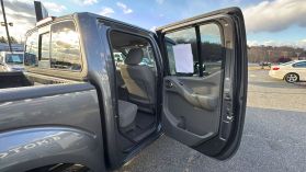 2019 NISSAN FRONTIER CREW CAB