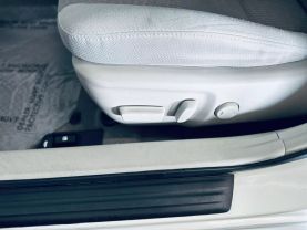 2013 TOYOTA CAMRY SEDAN 4-CYL, HYBRID, 2.5 LITER XLE HYBRID SEDAN 4D