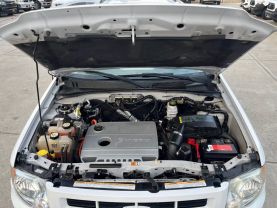 2012 FORD ESCAPE SUV 4-CYL, HYBRID, 2.5 LITER HYBRID SPORT UTILITY 4D