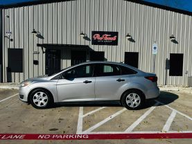 2016 FORD FOCUS SEDAN 4-CYL, PZEV, 2.0 LITER S SEDAN 4D