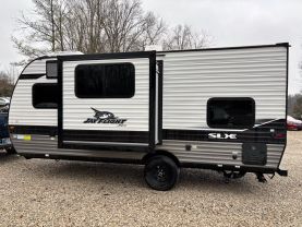 2024 JAYCO JAY FLIGHT RV - SLX at T&T Repairables - used car dealership in Spencer, Indiana.