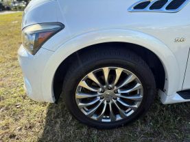 2017 INFINITI QX80 SUV V8, 5.6 LITER SPORT UTILITY 4D
